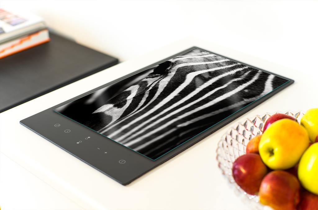 GLASS CUTTING BOARD 35x52 Zebra