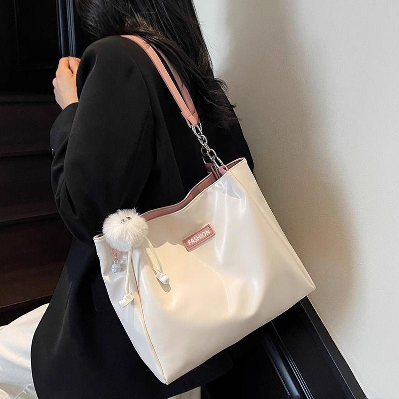 Large Capacity New Versatile Single Shoulder College Student Commuting Leisure Niche Fashion Going Out Tote Bag