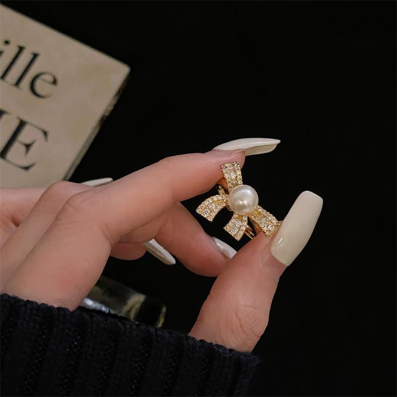 Heavy Industry Full Diamond Bow Full Diamond Zir*****Pen Ring Light Luxury Premium Pearl Index Finger Ring Personality Elegant Ring