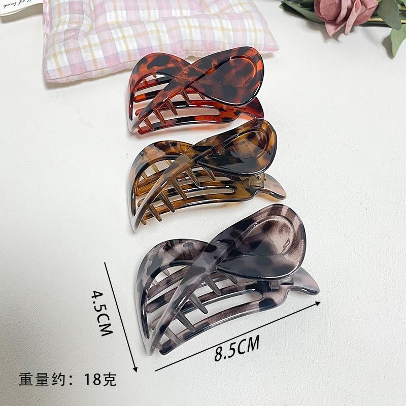Yama Transparent High-End 8-Shaped Hair Clip for Women, Back of Head Hair Styling Tool, Leopard Print Shark Clip, Duckbill Clip
