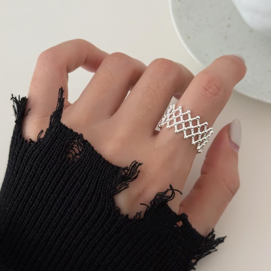 Elegant Red Zircon Adjustable Grid Ring for Women – Trendy Open Design Index Finger Ring Adjustable