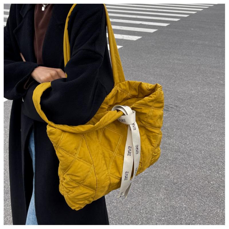 Leisure Down Bag  Women's Shoulder Bag Autumn and Winter Linggetote Bag Large Capacity Bag  Student Bag