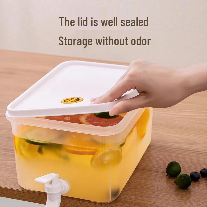 

Кувшин для холодной воды 3,5 л с краном для холодильников и напитков