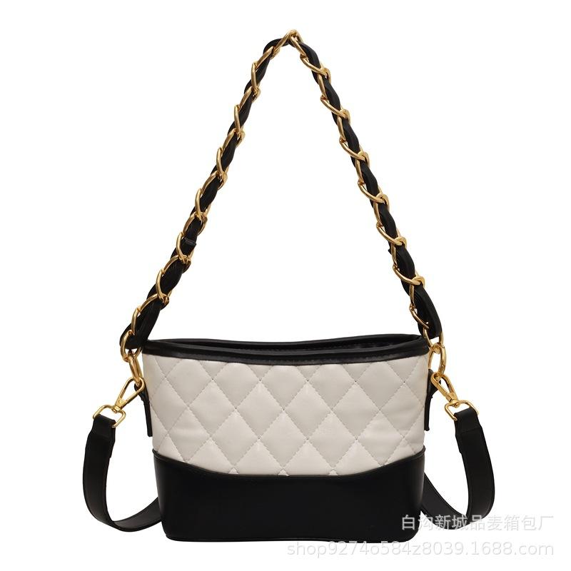 Summer Fashion Rhombus Chain Bag Women's 2025 New Internet Celebrity Color-blocking Shoulder Underarm Bag Popular Crossbody Bag