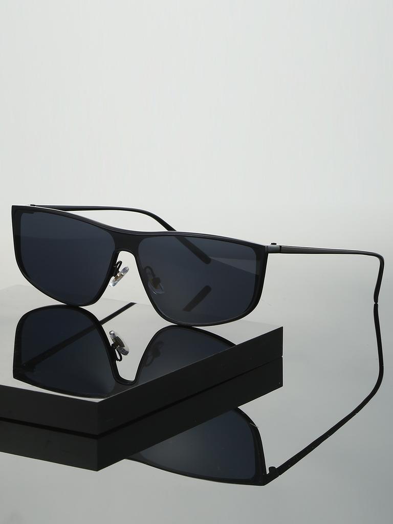 1Pc Metal Square Frame Black Glasses Metal Hinge Retro Simple High-End Fashion Glasses Suitable For Daily Wear Accessories Glass