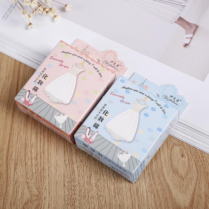 

Компактные аксессуары для красоты: Салфетки для снятия макияжа, Спонж для макияжа, Кисть для теней, Ватный диск и Зеркало