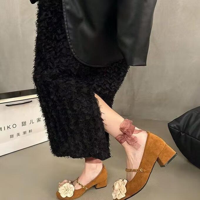 

French thick heel design sense fairy single shoes women s shoes 2025 new spring gentle retro Mary Jane evening shoes 39