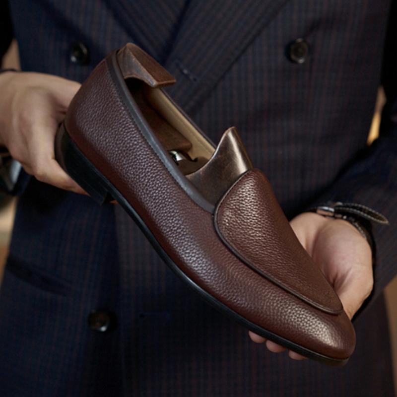 Black Brown Genuine Leather Mens Slip On Casual Loafers Shoe Fashion New Low Top Round Toe Dress Daily Wear Shoes Versatile