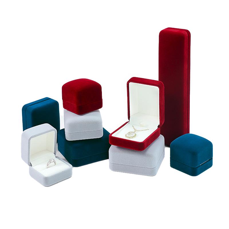 Velvet Jewelry Box with Rounded Corners – High-End Ring, Bracelet, and Pendant Packaging