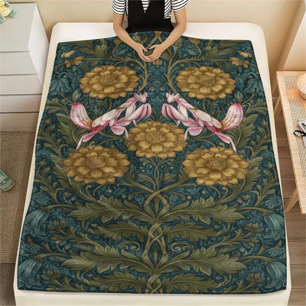 1PC Floral Animals Print FlAannel Blanket, High quality Comfortable for All Seasons, Home Decor, Warmth and Comfort