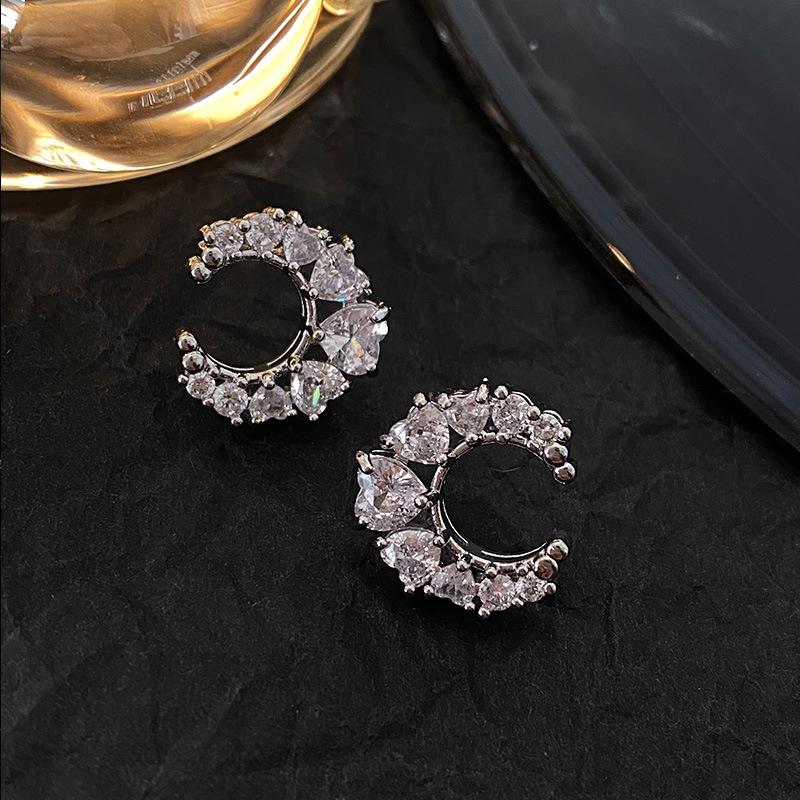 

Love Stud Design Sense Niche Micro Inlay Simple Exquise High Sense Цирконий Полумесяц серебряный