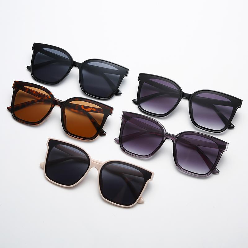 Motorcycle 4pcs Fashion Gradient Cat Eye Sunglasses Retro Square Lens Large Frame Cycling Sun Glasses Vintage Eyewear UV400