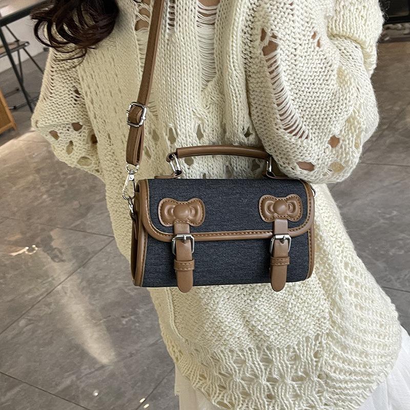 College Style Fashion Bag Women's New Trendy Summer Fashion Backpack Single Shoulder Oblique Span Portable Small Square Bag
