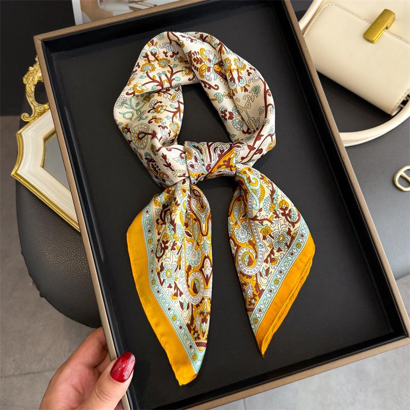 Luxury Designer Print Scarf Women Satin Scarves Bandana Hijab Neckerchief Shawl Kerchief Hair Band Foulard Lady 70*70cm