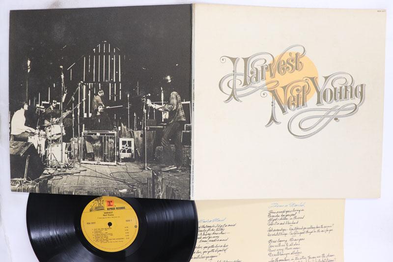 

LP Record NEIL YOUNG Harvest MSK2277 REPRISE 1978 US Rock Used