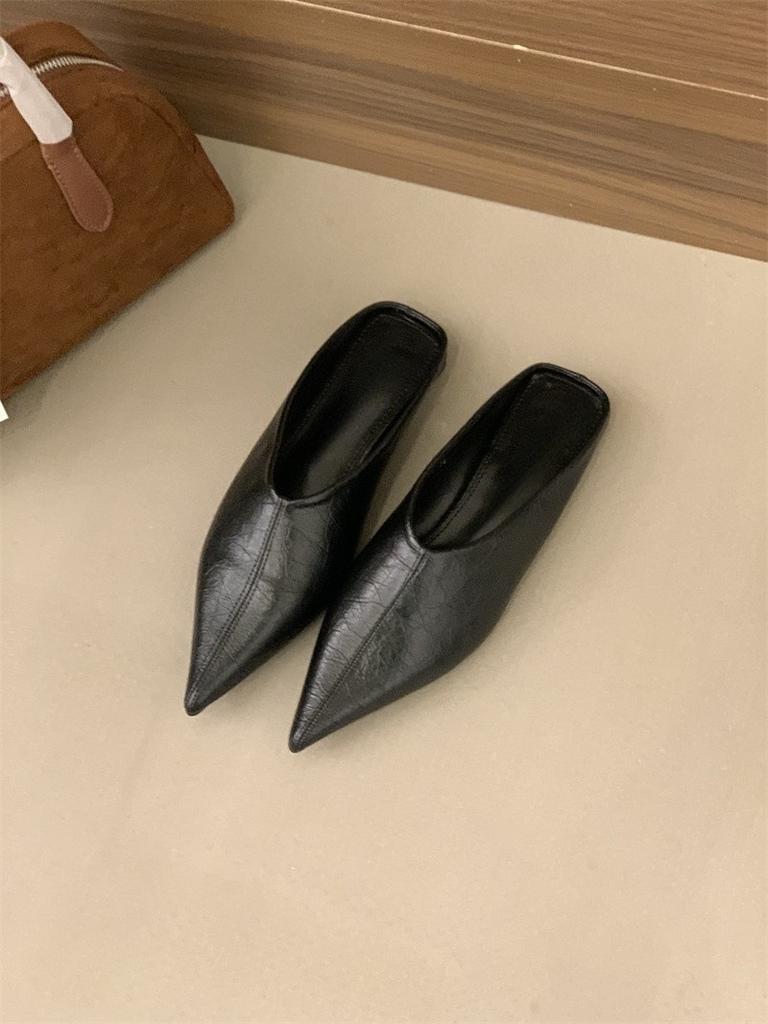 Pointed retro bag head slippers women's wear 2025 spring and summer silver lazy muller shoes low heel soft leather half drag thin