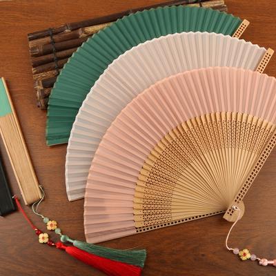 Accessoires – Éventails