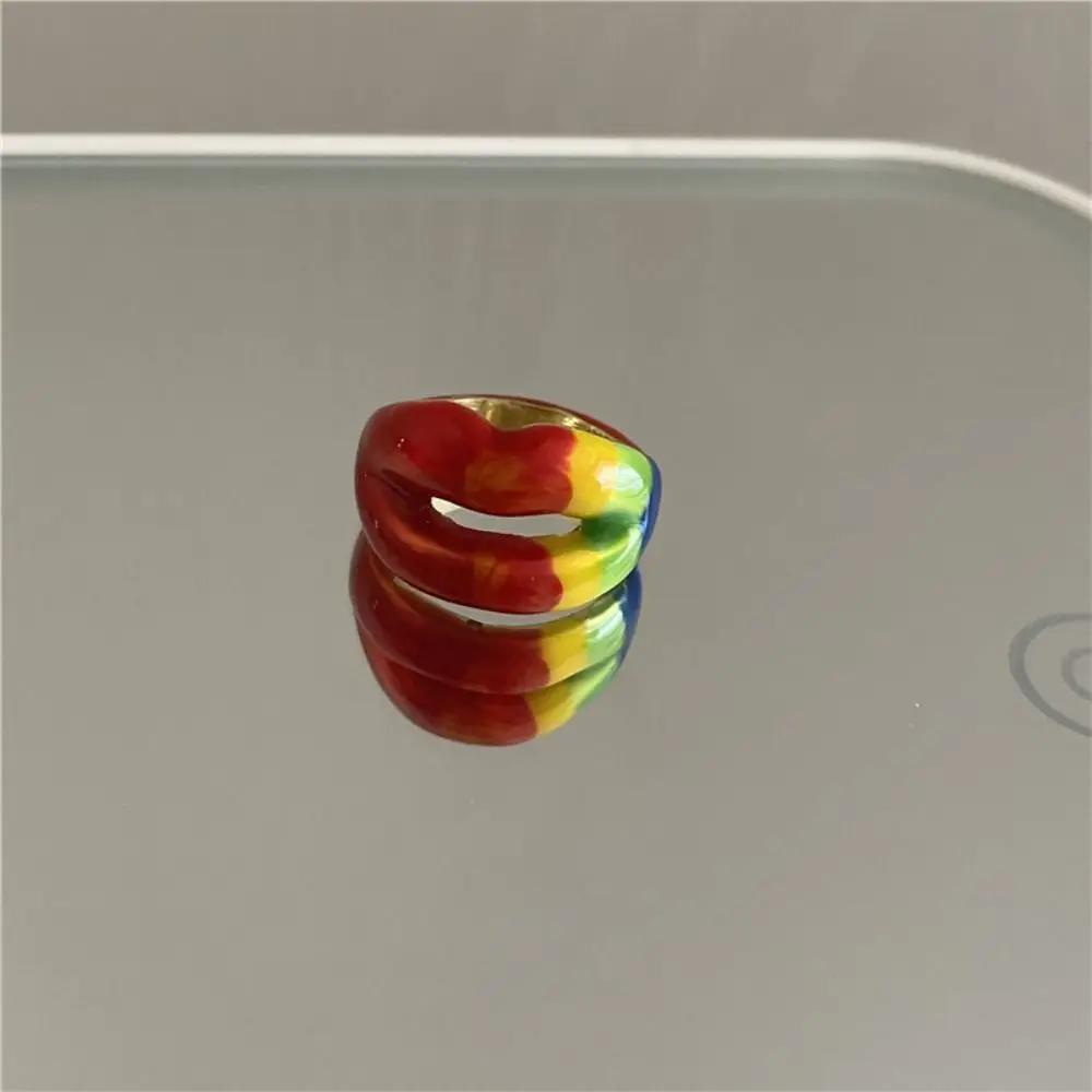 Neue Retro Punk Bunte Lippenform Ringe für Mädchen Hohl Fingerringe Geometrischer Metallring Für Frauen Hiphop Party Schmuck