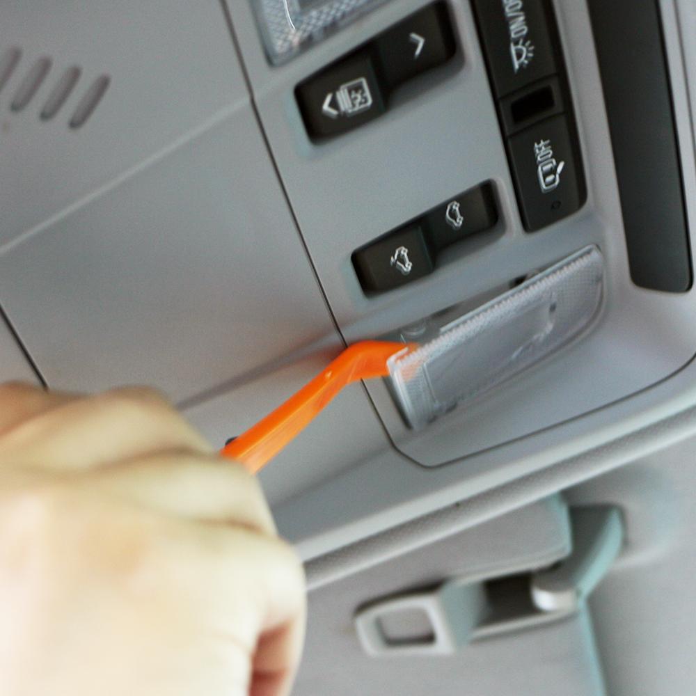 New 4pcs Auto Car Radio Panel Door Clip Trim Dash for Renault Koleos Duster for Skoda Yeti Mazda 2 3 5 6 Cx-5 Cx-7