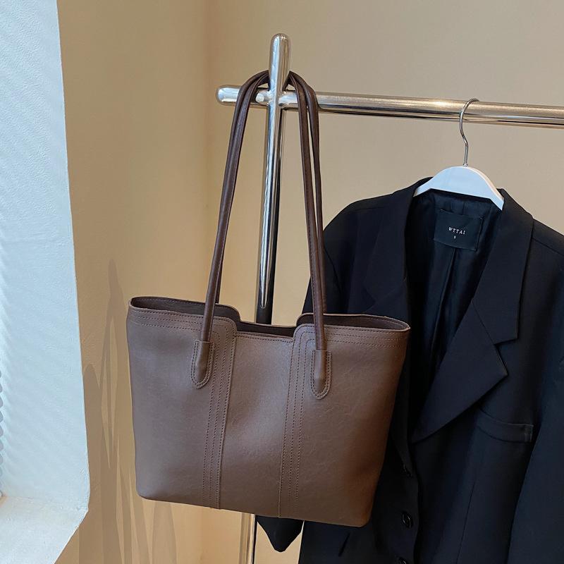 Simple High-end Bag Women's New Versatile Commuter Shoulder Bag College Students Class Tote Bag Large Capacity