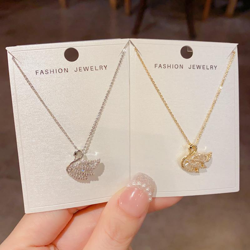 Exquisite Fashionable Light Luxury Versatile Swan Pendant Necklace