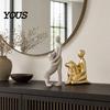 Decorative Resin Ornaments Modern Abstract Man and Dog Statue Desktop Decoration, Pet Lover Gift for Home Companionship Decor Office Shelf,