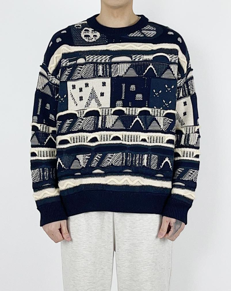 A MADE Pattern Mix Oversized Knit Sweater (Cream Navy)