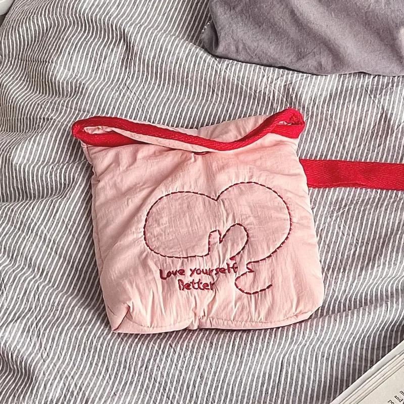 1 Piece Sweet Student Lipstick Bag for Girl Korean Fashion Sanitary Tissue Storage Bag Portable High Capacity Coin Keychain Bags