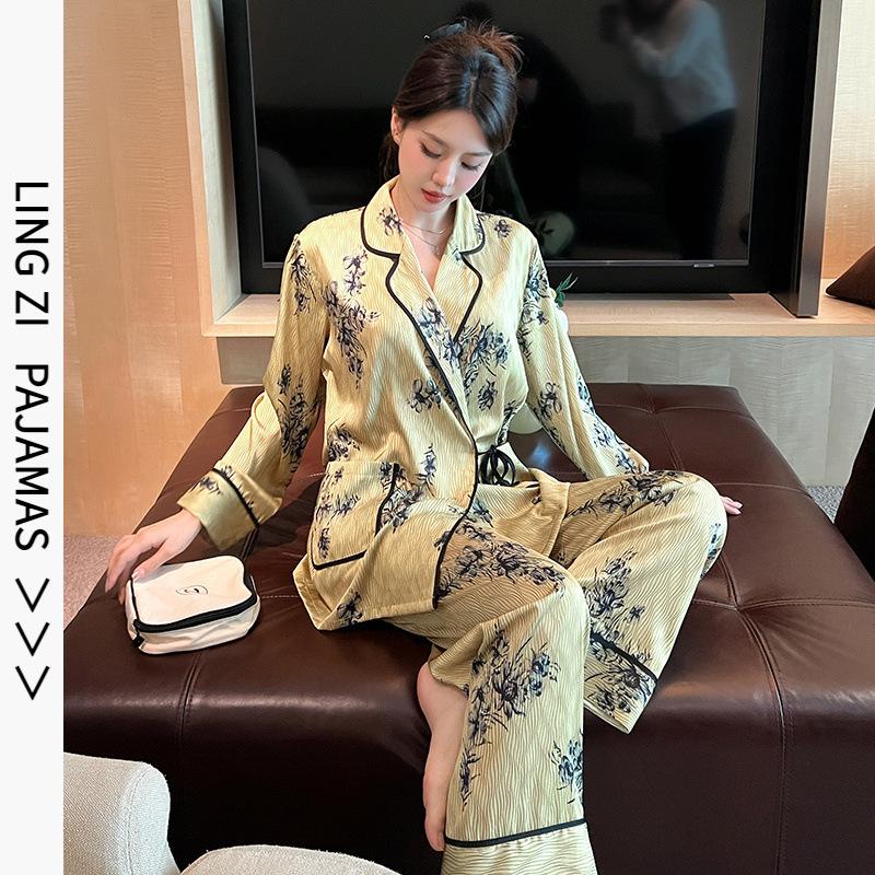 1111 New Pajamas Women's Spring and Summer Satin Long-sleeved Trousers Two-piece Set Can Be Worn Outside Green Fruit Collar Loungewear