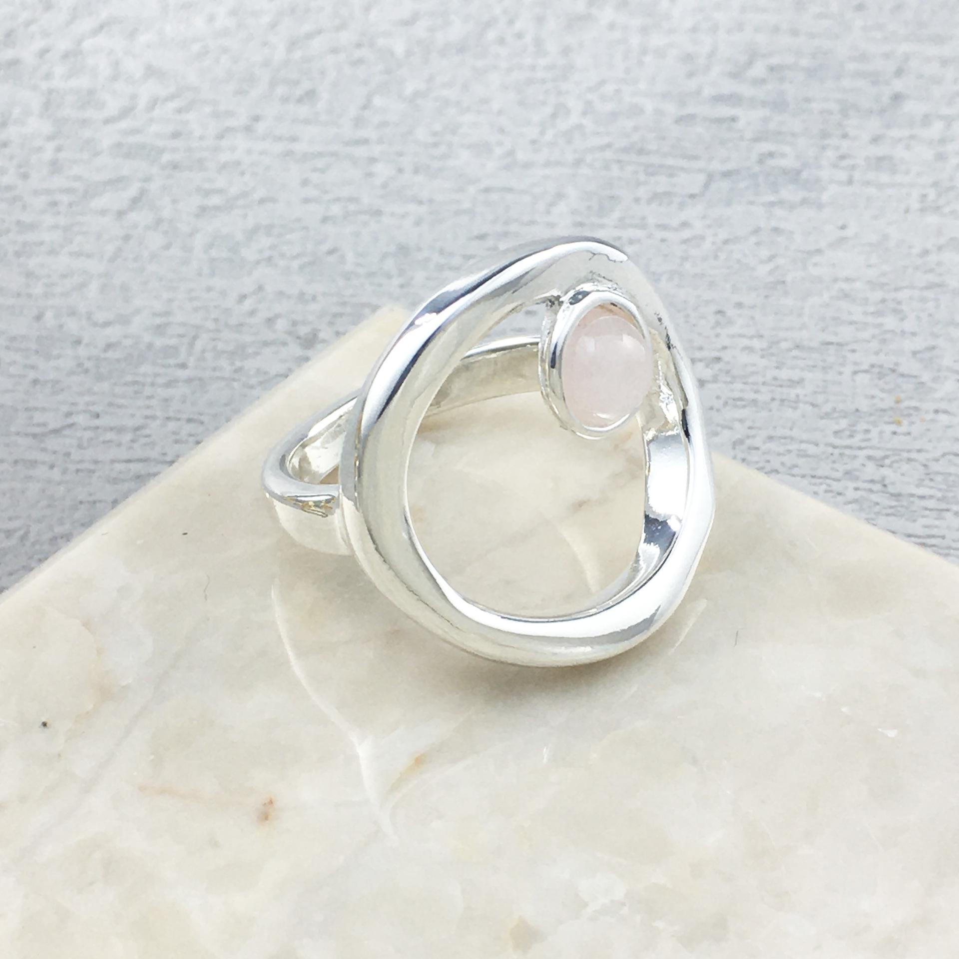 Spanish UNOde50 Pink Pearl Quartz Hoop Ring - Japanese Light Luxury Design