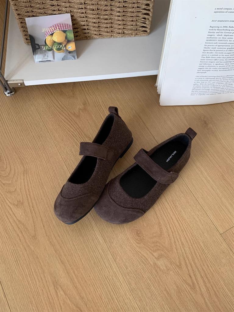 French retro round head splicing light woolen single shoes women's 2025 summer new with skirt flat Mary Jane shoes