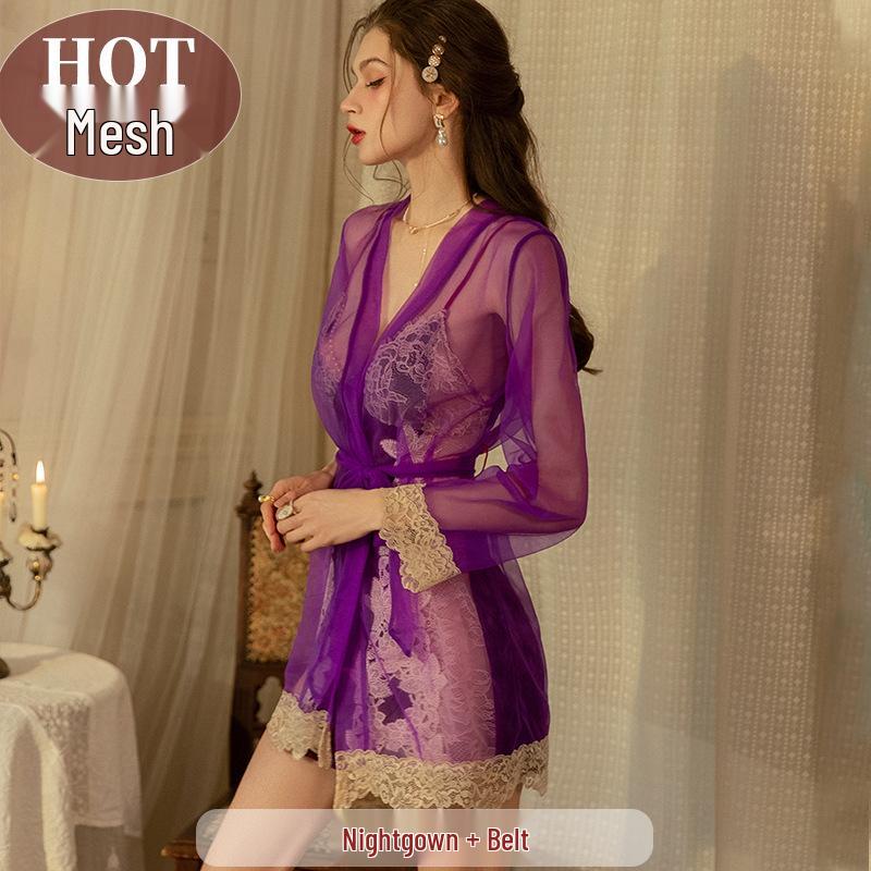 

Элегантная ночная сорочка из ледяного шелка с жемчужным кружевом и нагрудными вкладышами One Size (up to 145 pounds)