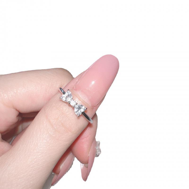 Women's Adjustable Bow Zirconia Heart Ring - Stylish Niche Jewelry Gift