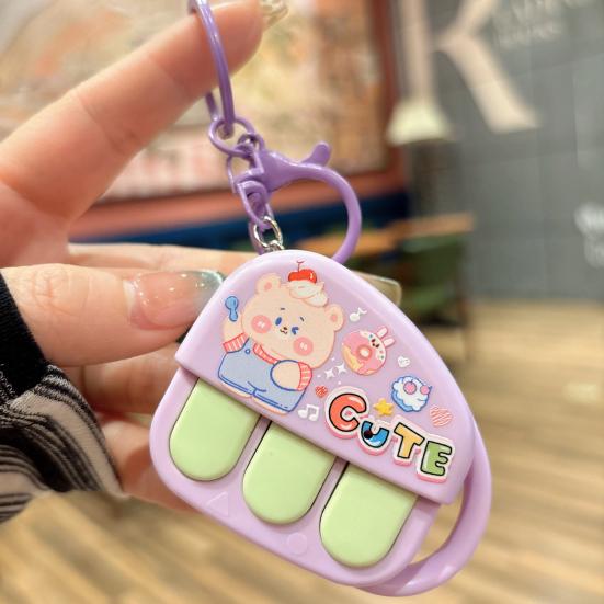 Přívěsek na klíče Kreslený Mini Piano Rekordér Design Hračka na uvolnění stresu s dekompresním tlačítkem Odrazový Přenosný Klíčenka