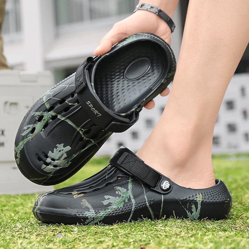 Fashion 2025 Summer Men's Sandals New Home Garden Shoes Comfortable and Lightweight Men Slippers Non-Slip Soft Bottom Flip Flop Sandals