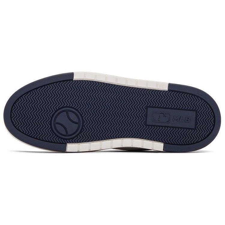 MLB Chunky Liner 24SS Retro Floral Trendy Thick Sole Comfortable Slip-Resistant Low-Top Skate Shoes Unisex Sneaker Navy-Blue 3ASXCLD4N-50NYS