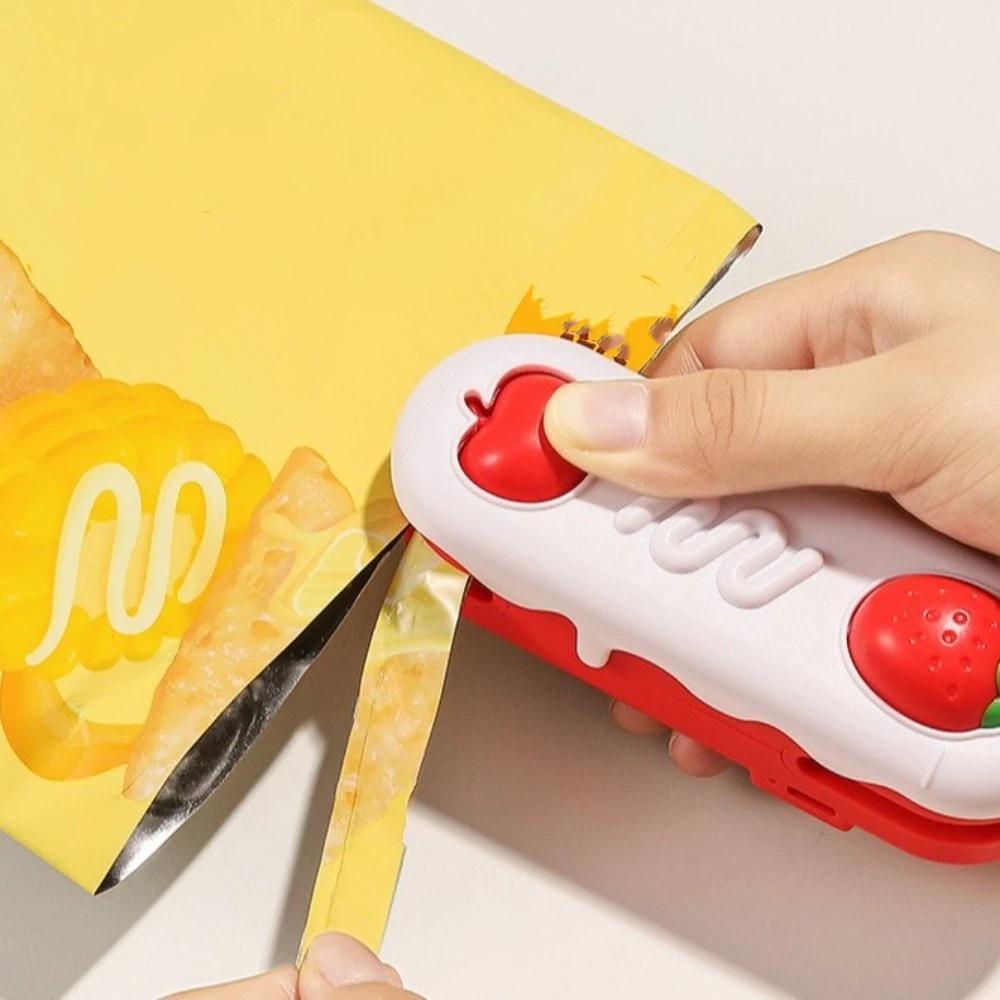Handheld Mini Sealing Machine 2 in 1 Design Sealing Clamp Food Sealer Clip  Kitchen Use