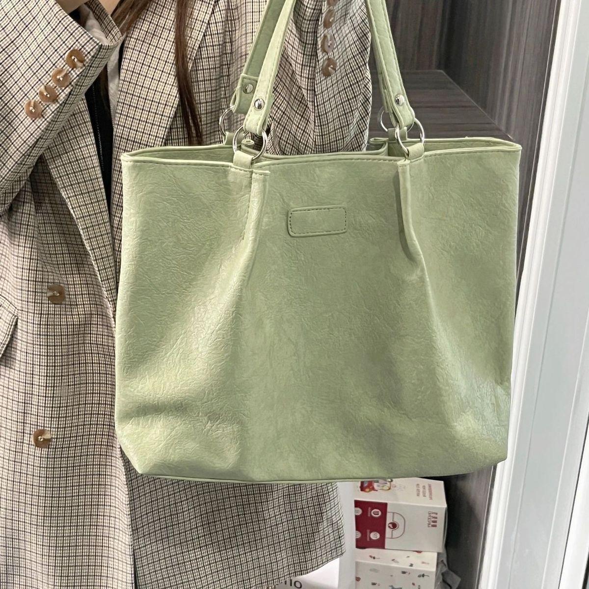 

Premium sense large capacity large bag women s new trendy fashion commuter tote bag versatile shoulder handbag bag + shoulder strap зелёный