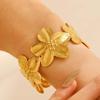 Roestvrij Staal Metaal Holle Bloem Open Armband Voor Vrouwen Vintage Goudkleurige Brede Verstelbare Manchetarmbanden Sieraden Cadeau