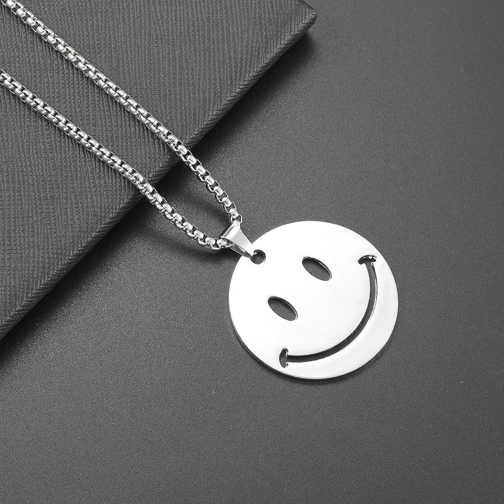 Rotating Smiley Face Necklace Round Brand Men'S Tide Cold Wind Pendant Women'S Hip Hop Accessories Titanium Steel Pendant
