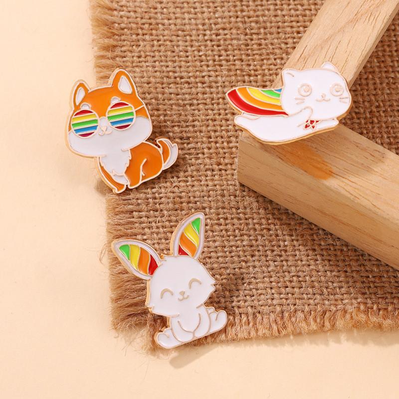 Fun Colorful And Animal Brooches With Rainbow Rabbit Fox And Frog Designs For Creative Gift Giving