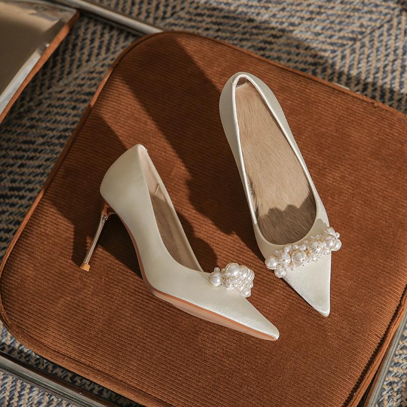 8820 Pointed High Heels Women's Thin Heels 2025 New Pearl Shallow Mouth Single Shoes Show Clothes Red Bridal Wedding Shoes