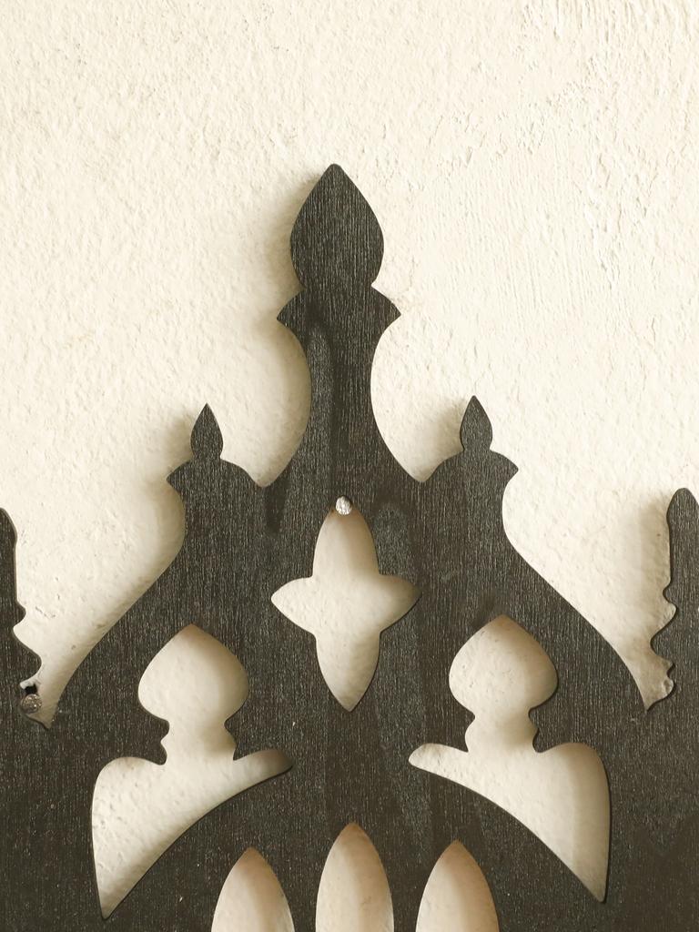 Black Gothic Wooden Shelf Hollow Vintage Fence Shape Wall Hanging Decor Floating Shelves Wall Decor Crystal Holder Room Decor