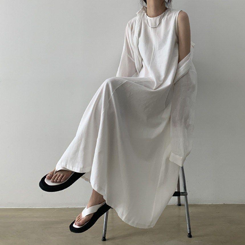 Korean Sleeveless Loose Fit Cotton Linen Dress with Wide Hem