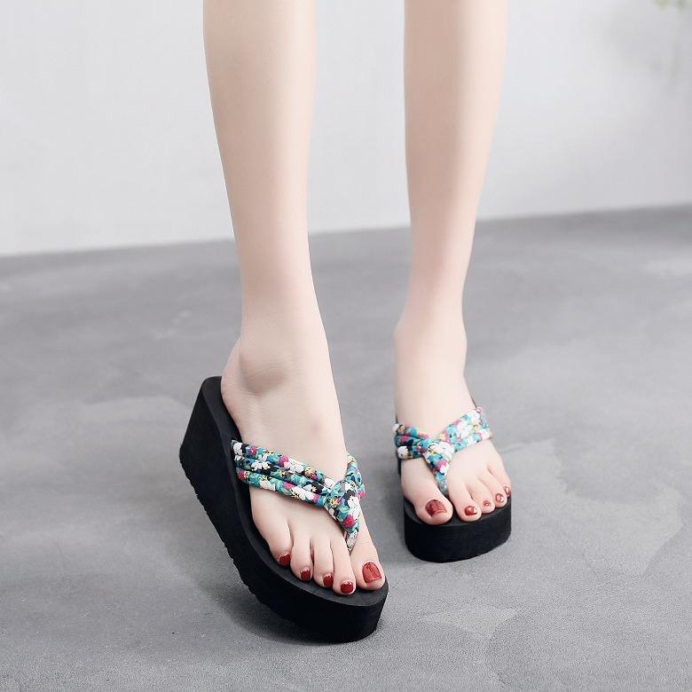 Fashion 2025 Women's fashion trend elastic anti-slip wear-resistant soft soled flat slippers