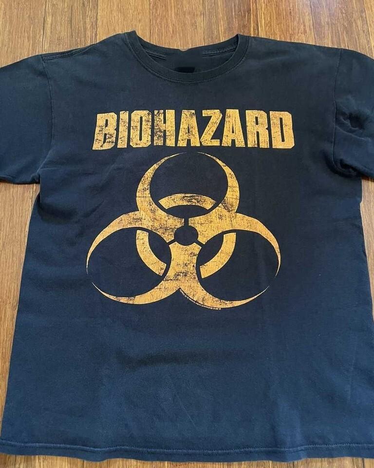 Vintage 2010 Biohazard Band Short Sleeve Black All Size T-Shirt Unisex T-Shirt