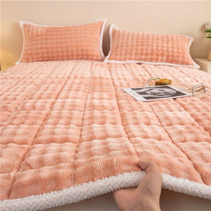 G5Z Winter Rabbit Plush Bed Sheet - Warm Velvet Mattress Blanket for Dorms