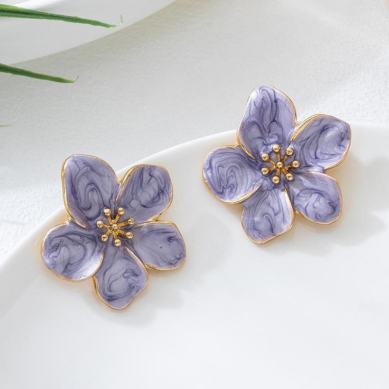 Fashion Dripping Oil Flower Stud Earrings Women'S Atmosphere High Sense Simple Temperament Earrings Earrings