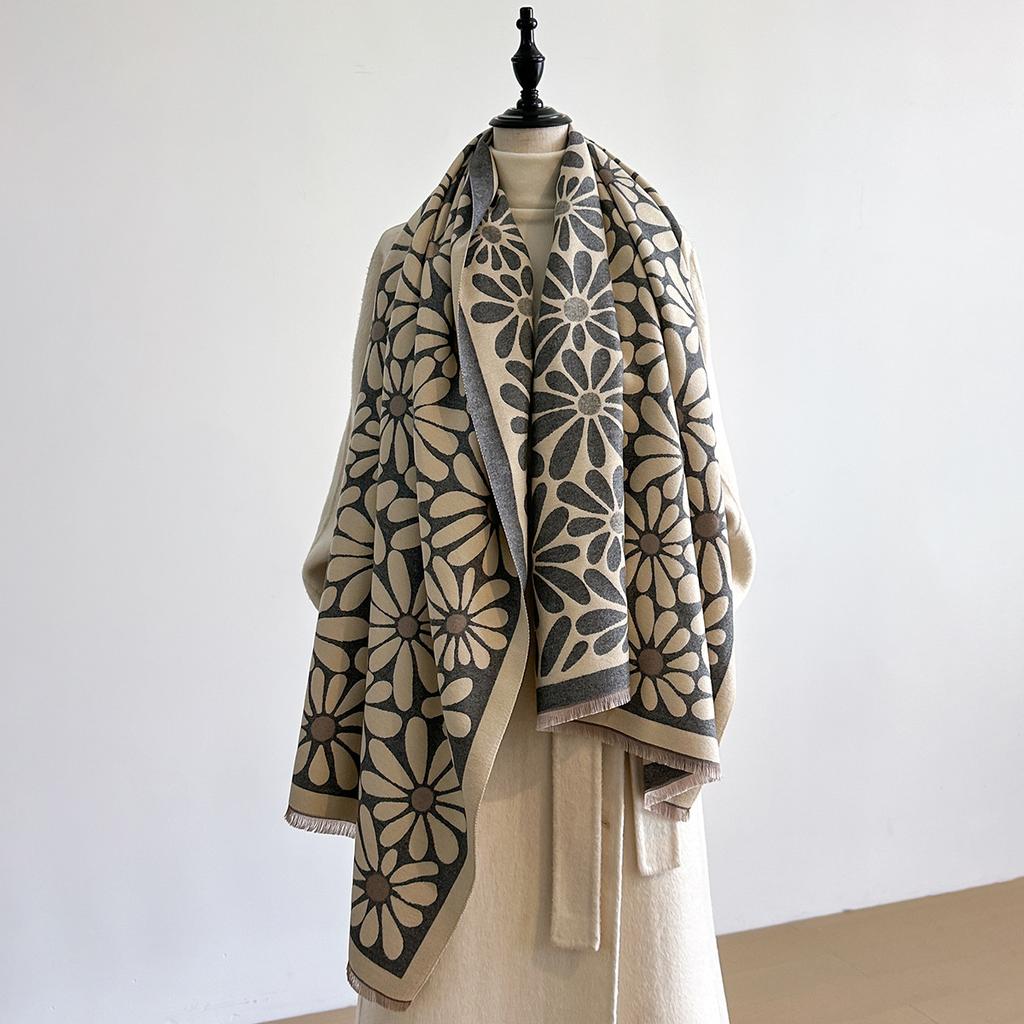 Age-Reducing Flower Imitation Cashmere Scarf Temperament Versatile Warm Shawl Beautiful Girl Scarf
