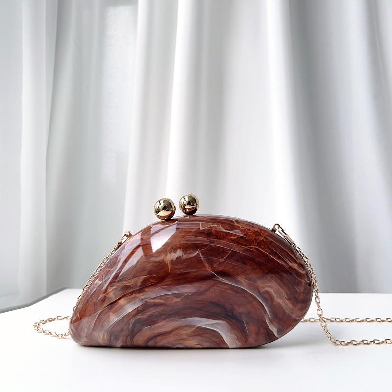 

Women Irregular Shaped Shell Acrylic Clutch Bag Trendy Imitation Marble Pattern Handbag Banquet Bag Bridal Purse